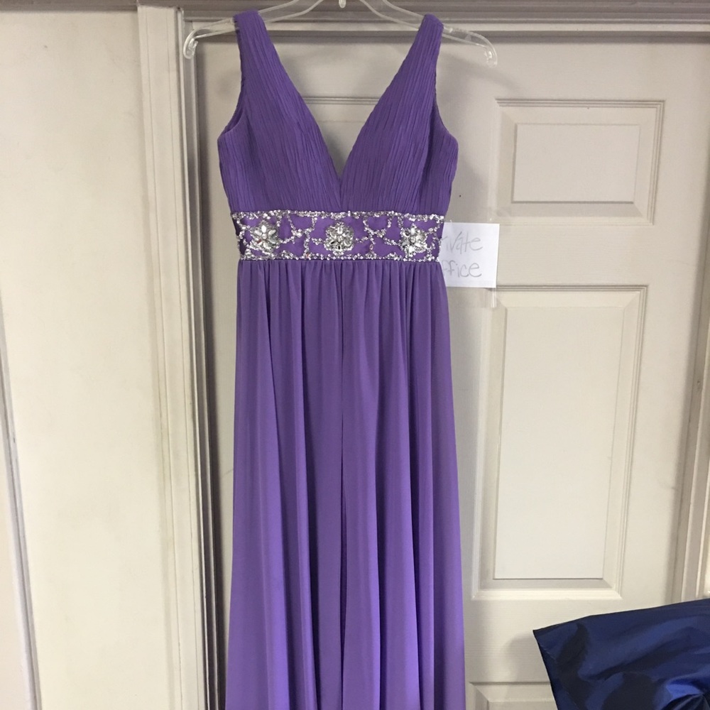 Beautiful Long Formal! Like New!